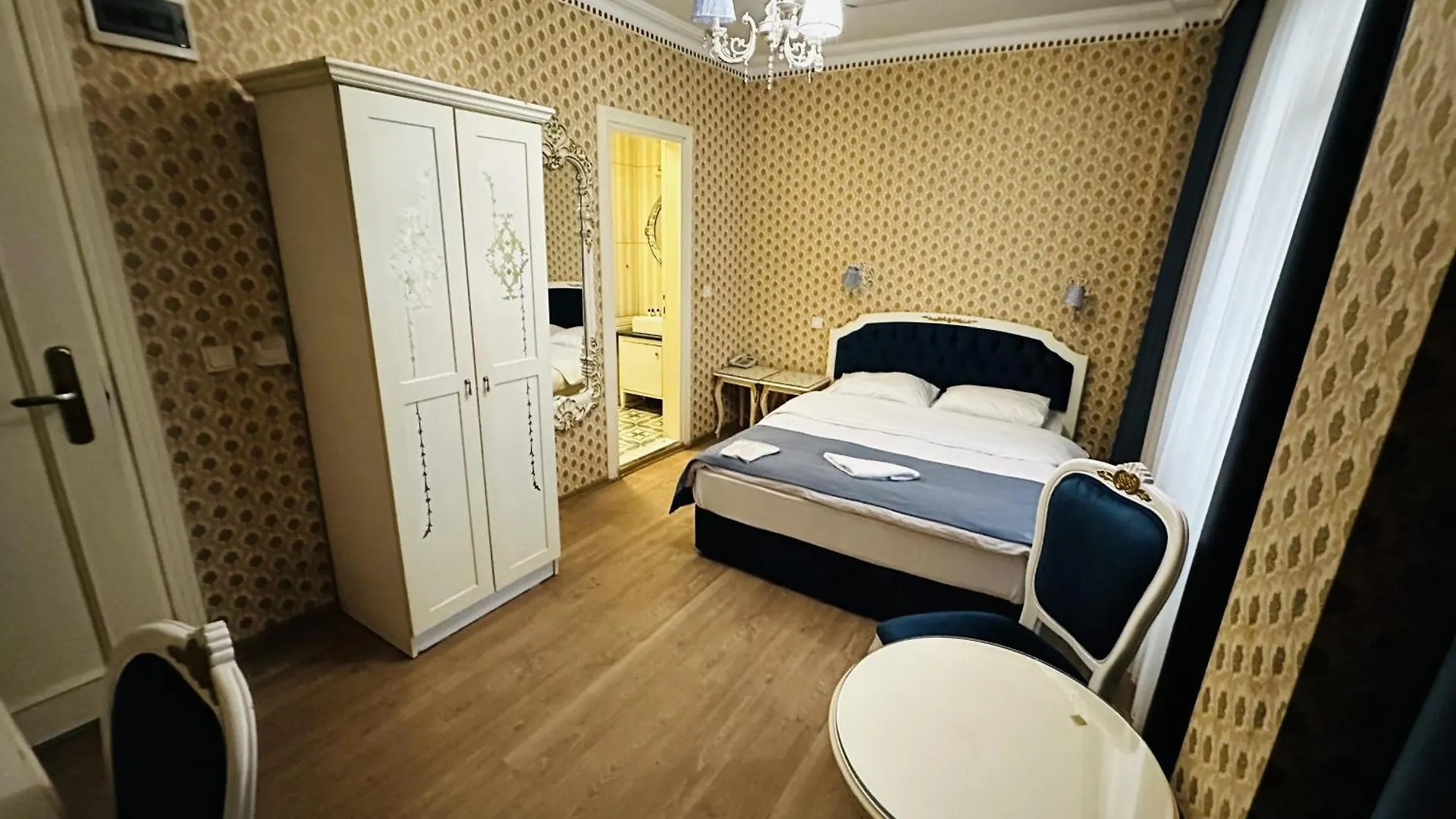 The Istanbul Alyon Hotel Taksim
