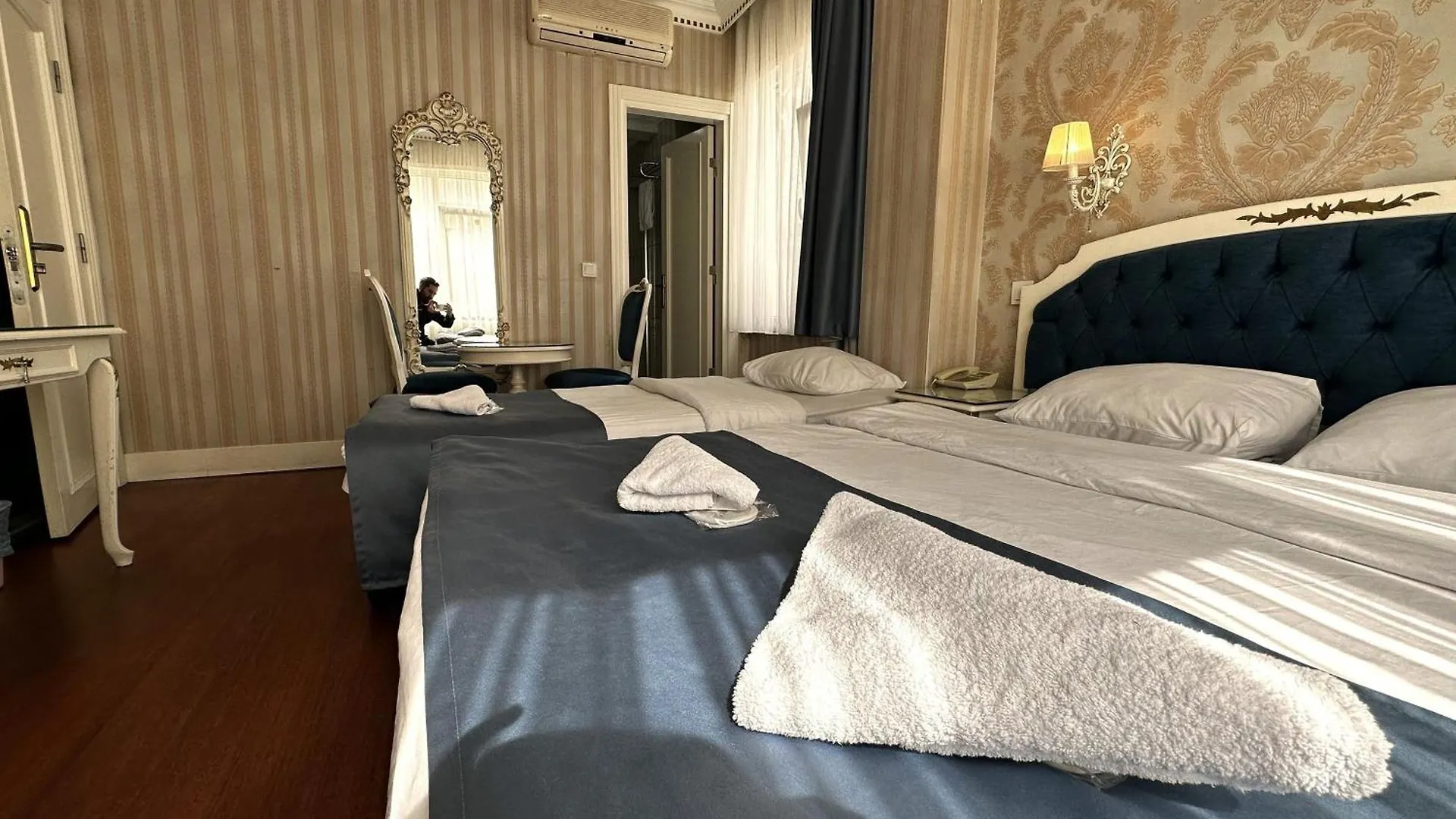 The Istanbul Alyon Hotel Taksim