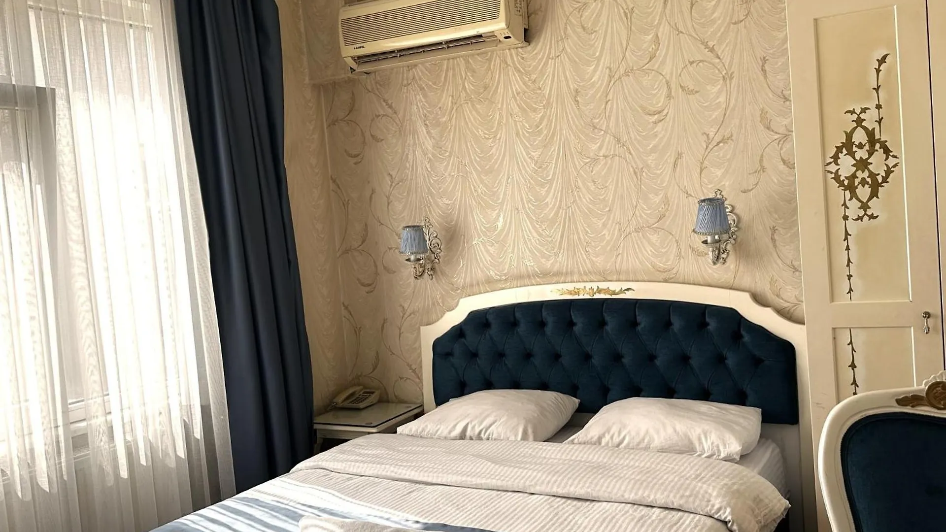 The Istanbul Alyon Hotel Taksim